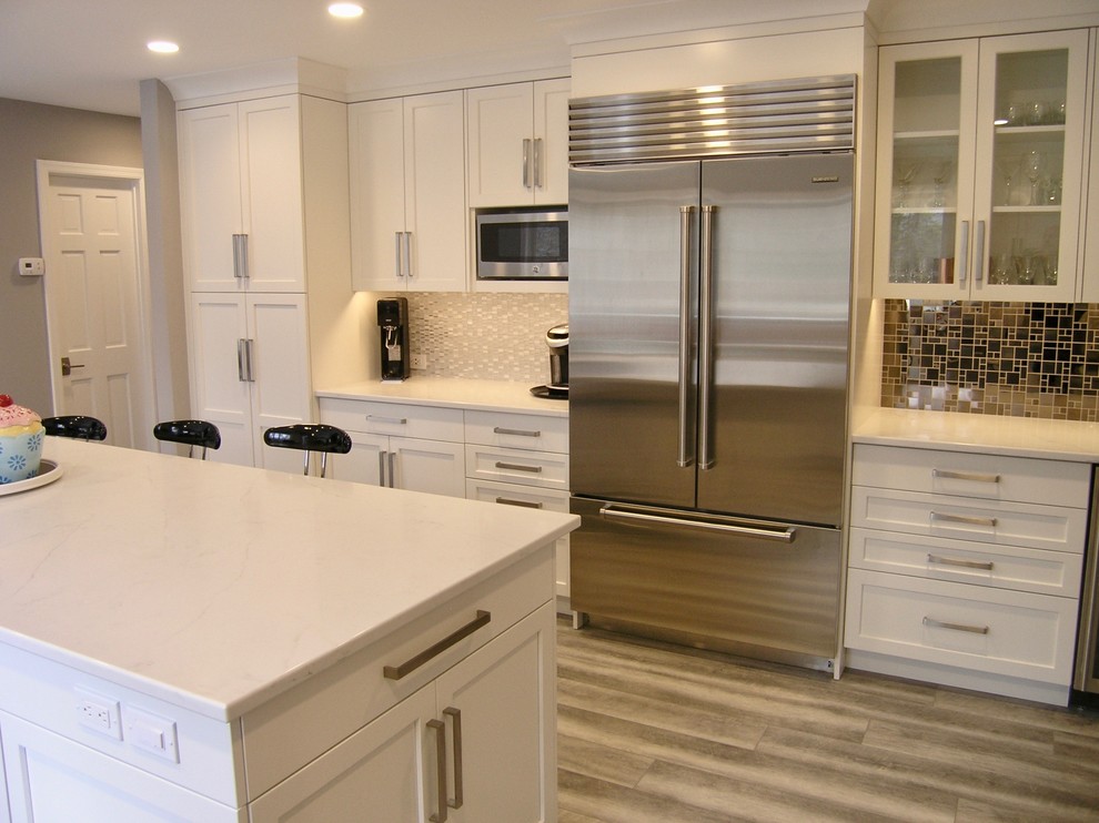 Transitional kitchen photo in New York