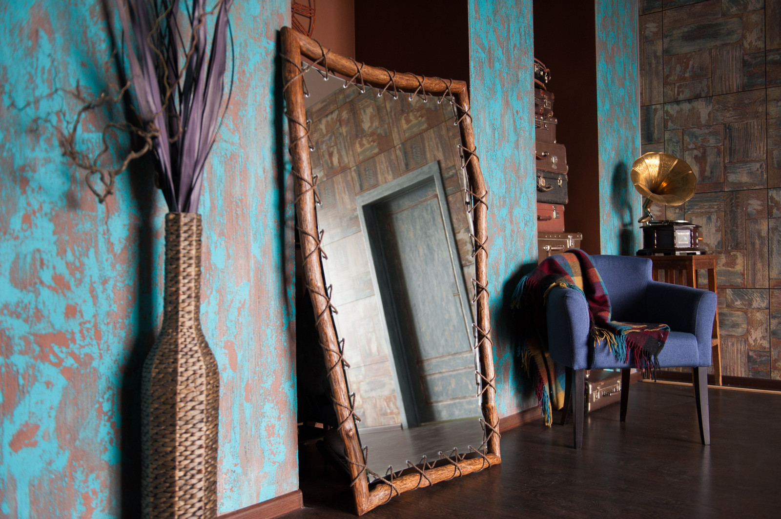 Интерьерное зеркало "Druid"