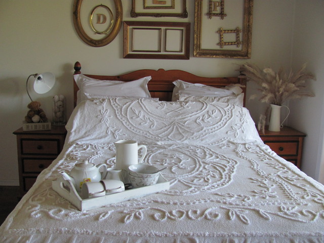 dedeme68 eclectic-bedroom