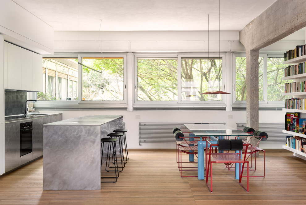 Immagine di una sala da pranzo design