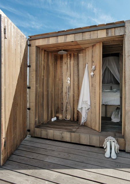Exemple d'une maison bord de mer.