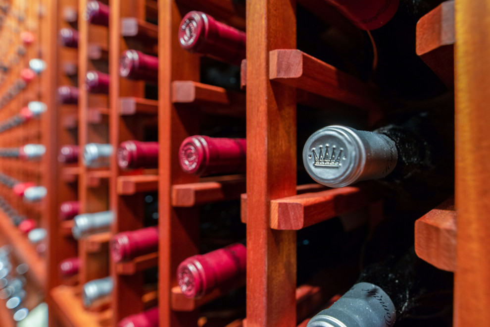 1500-bottle-custom-mahogany-wine-cellar