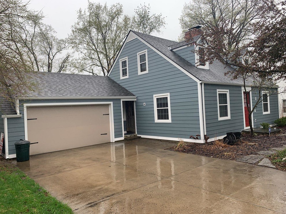 James Hardie Cedarmill Lap Siding with White James Hardie Trim