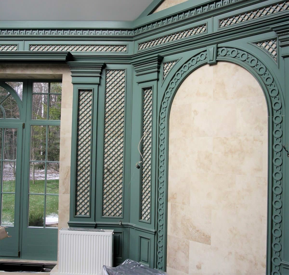 Отделка стен дома деревом