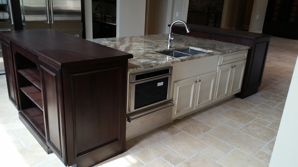 Transitional kitchen photo in Birmingham