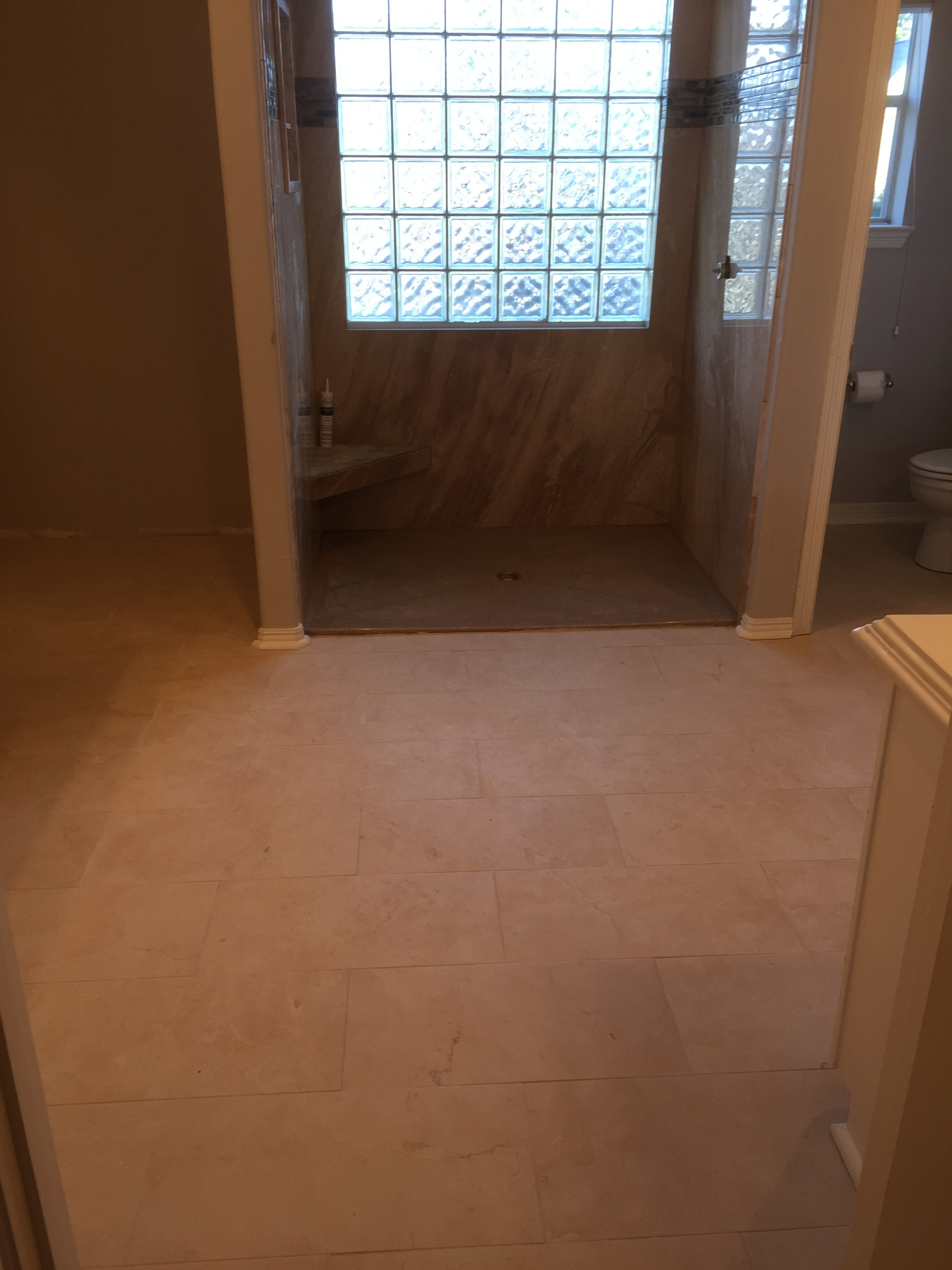 Tubs/ Showers