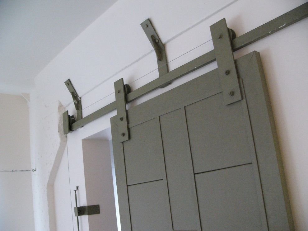 future lowtech resist office / 2.0.0.6.