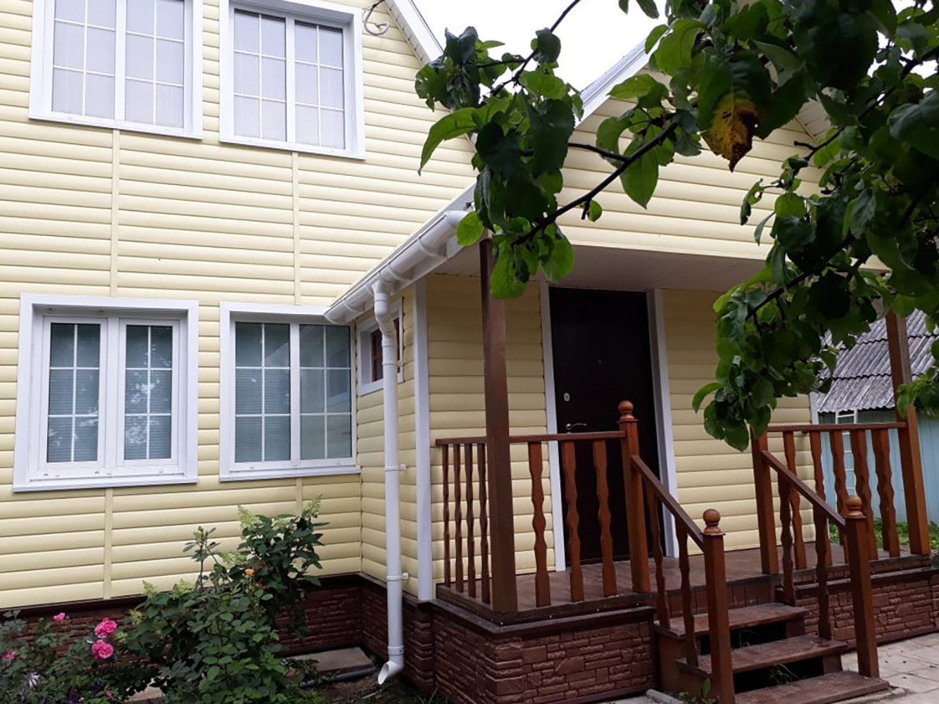 Фасады домов с материалами Docke