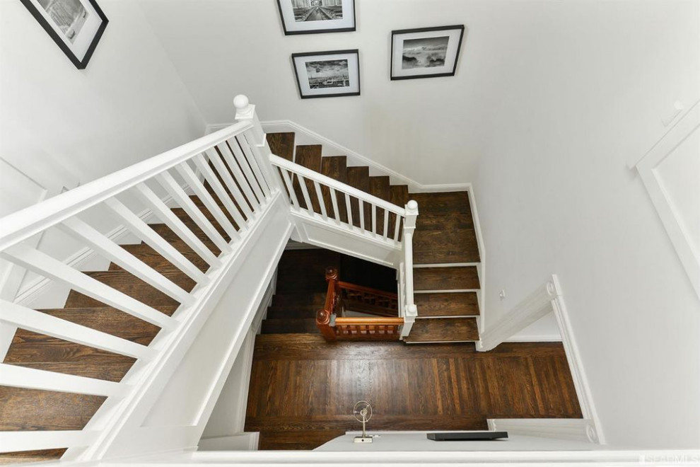 Home design - transitional home design idea in San Francisco