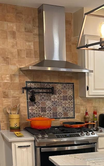 Kitchen with Color!