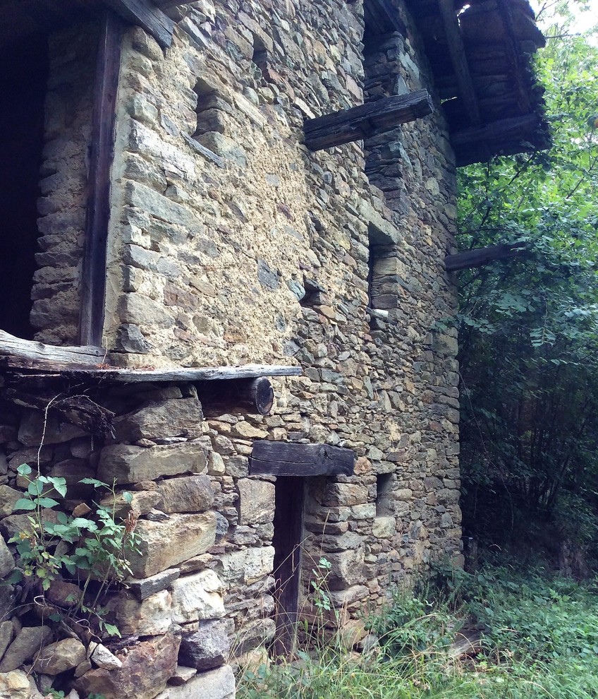 Work in progress - Ristrutturazione di rustico di montagna