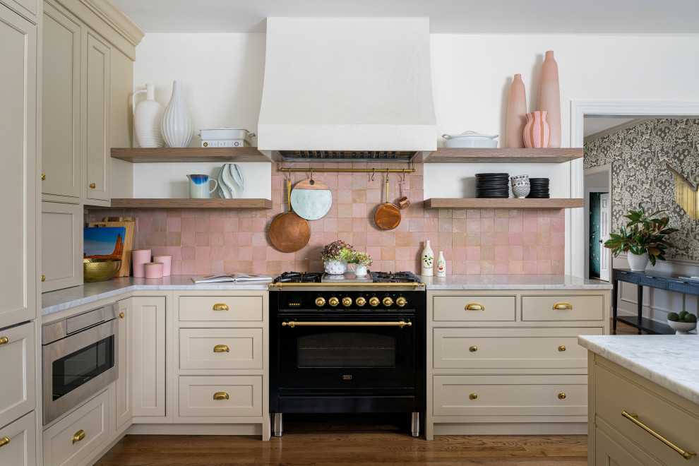 Transitional kitchen photo in DC Metro