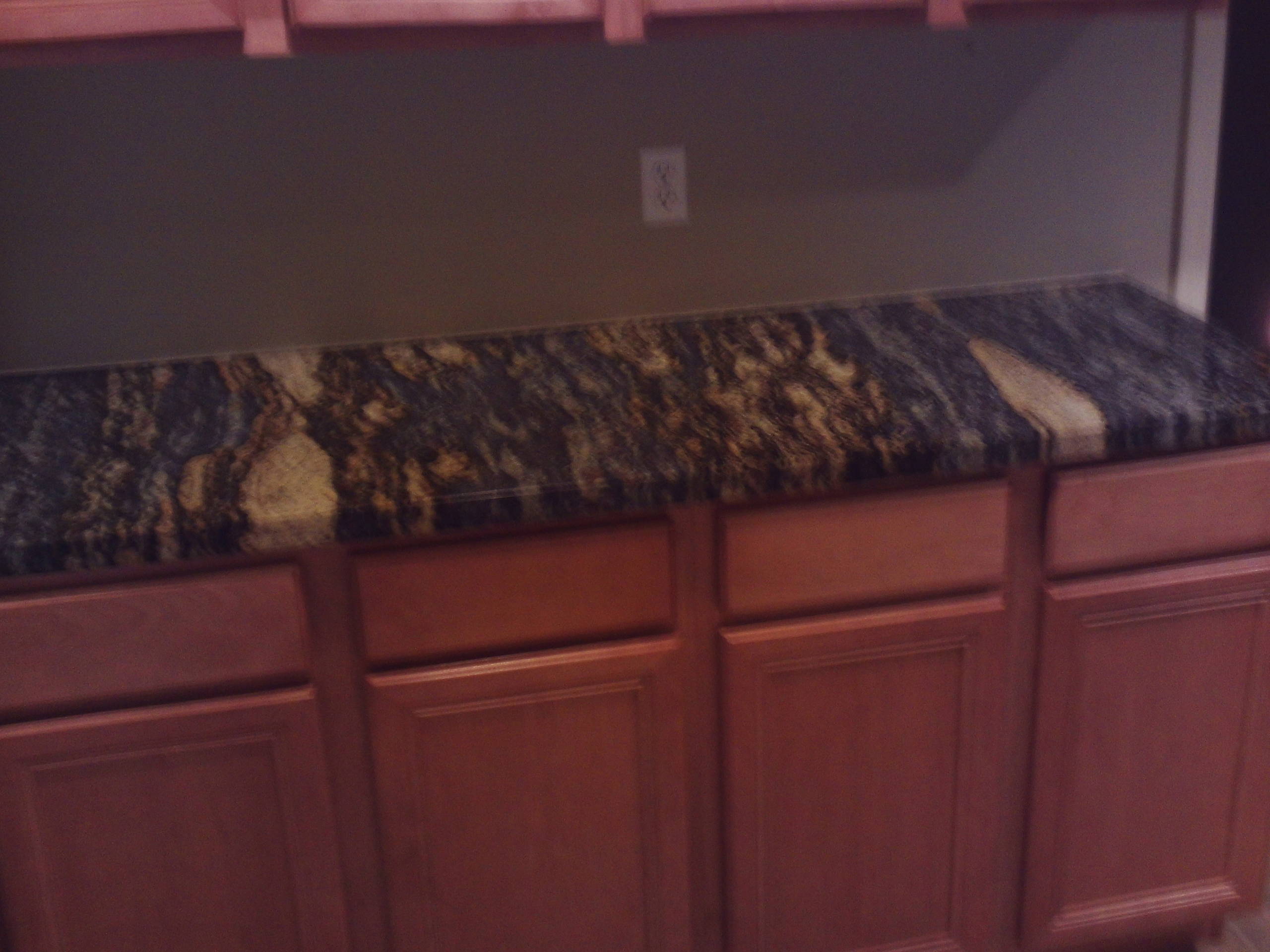 Aurora Borealis 2 cm Granite Kitchen with Tile Back Splash