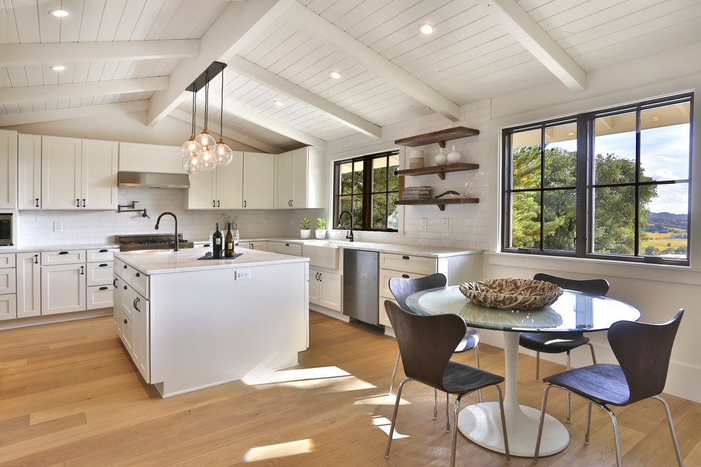 This is an example of a country kitchen in San Francisco.