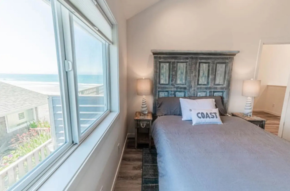 "Beach Me" Lincoln City, OR Short-term Rental Remodel