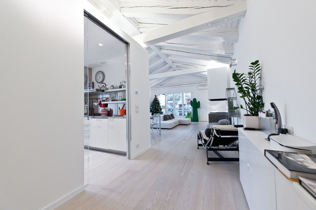Casa FILC contemporary-entry