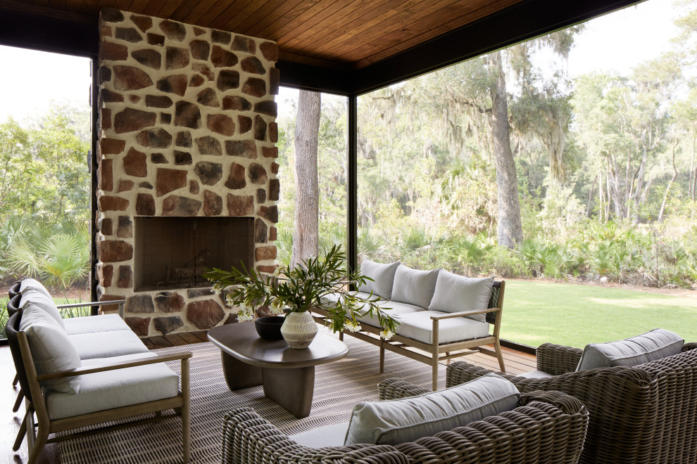 Inspiration for a modern porch remodel in Atlanta