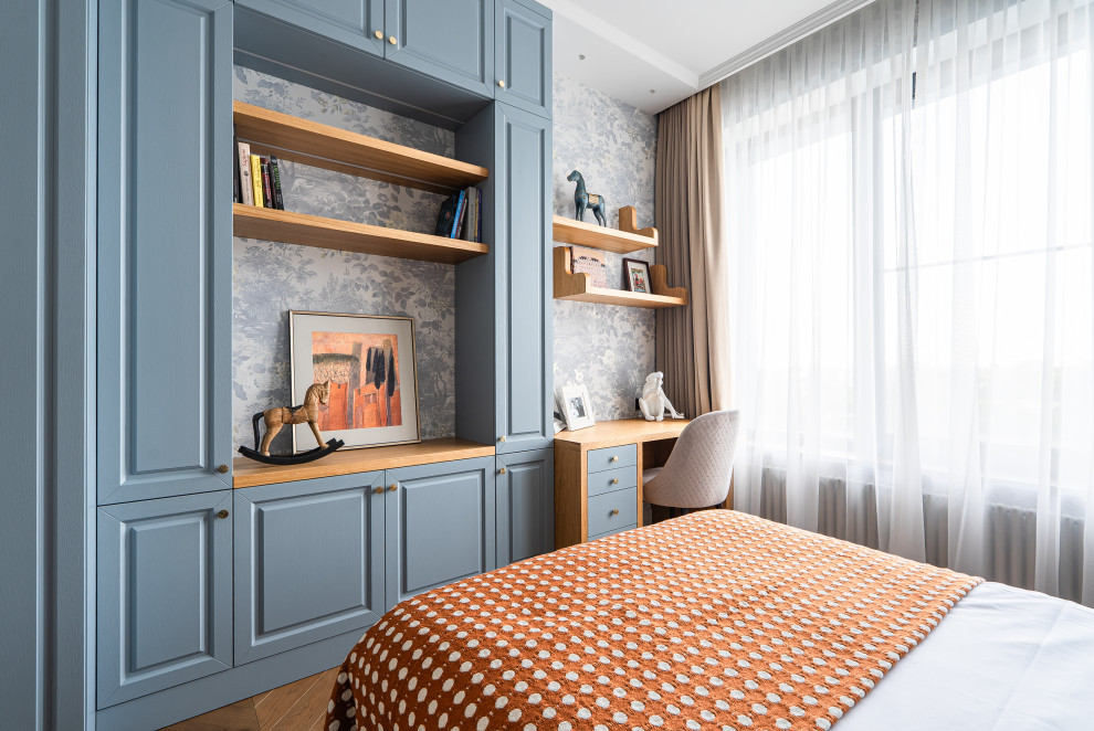 с видом на реку