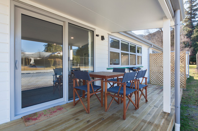 Entry Deck trendy-veranda