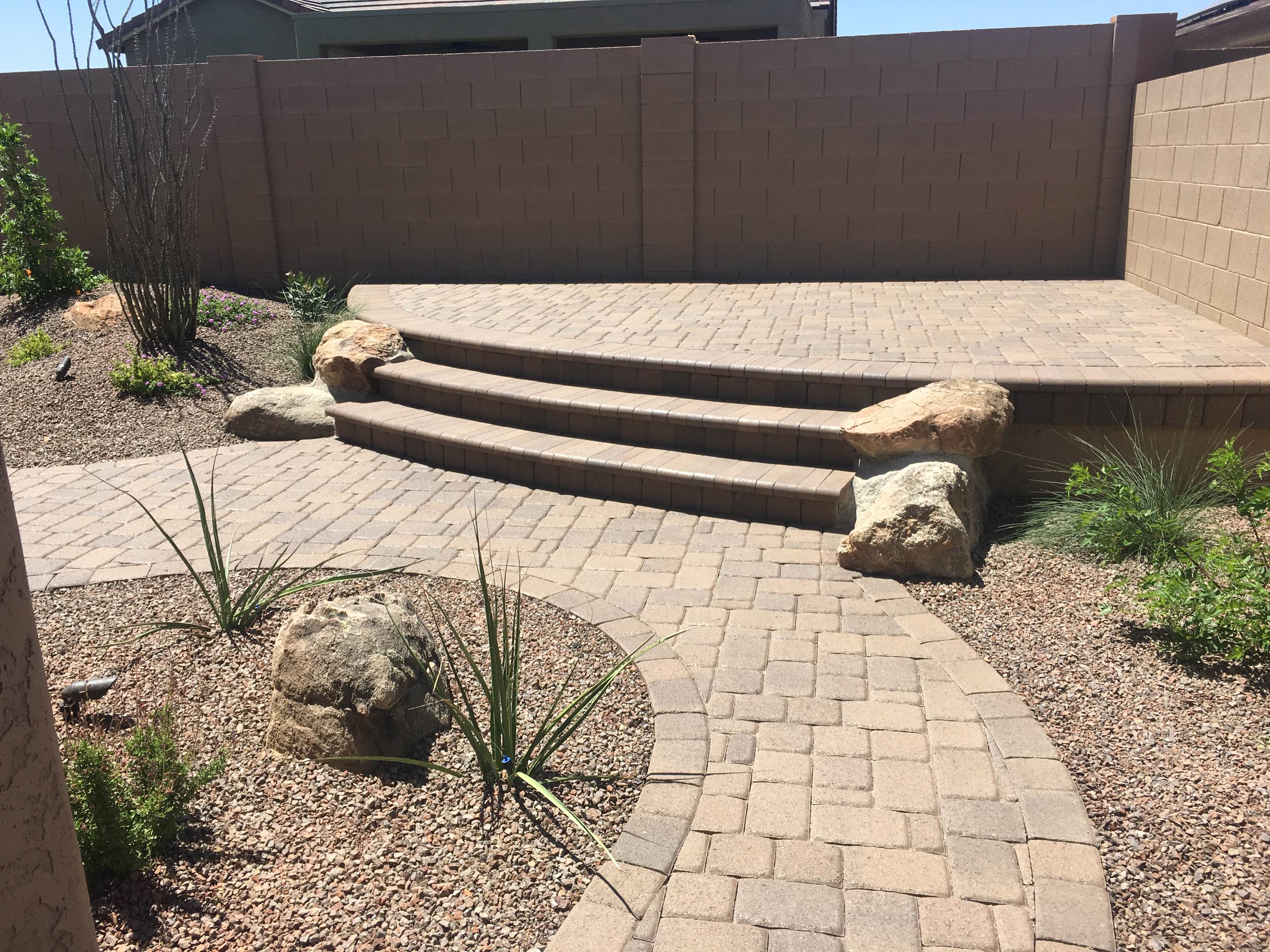Pavers, Travertine & Flagstone