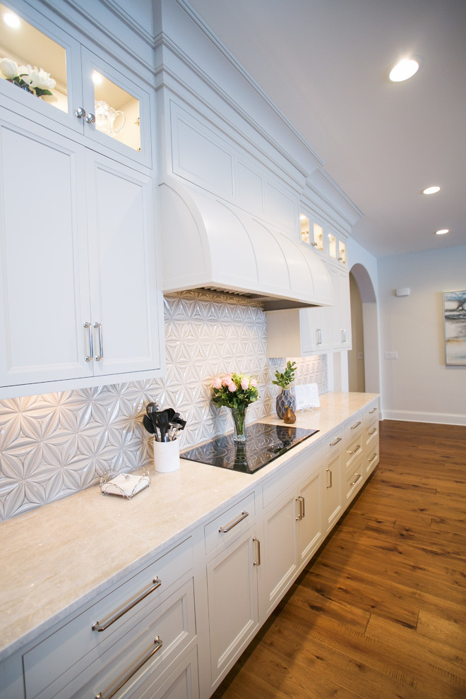 Inspiration for a transitional kitchen remodel in Indianapolis