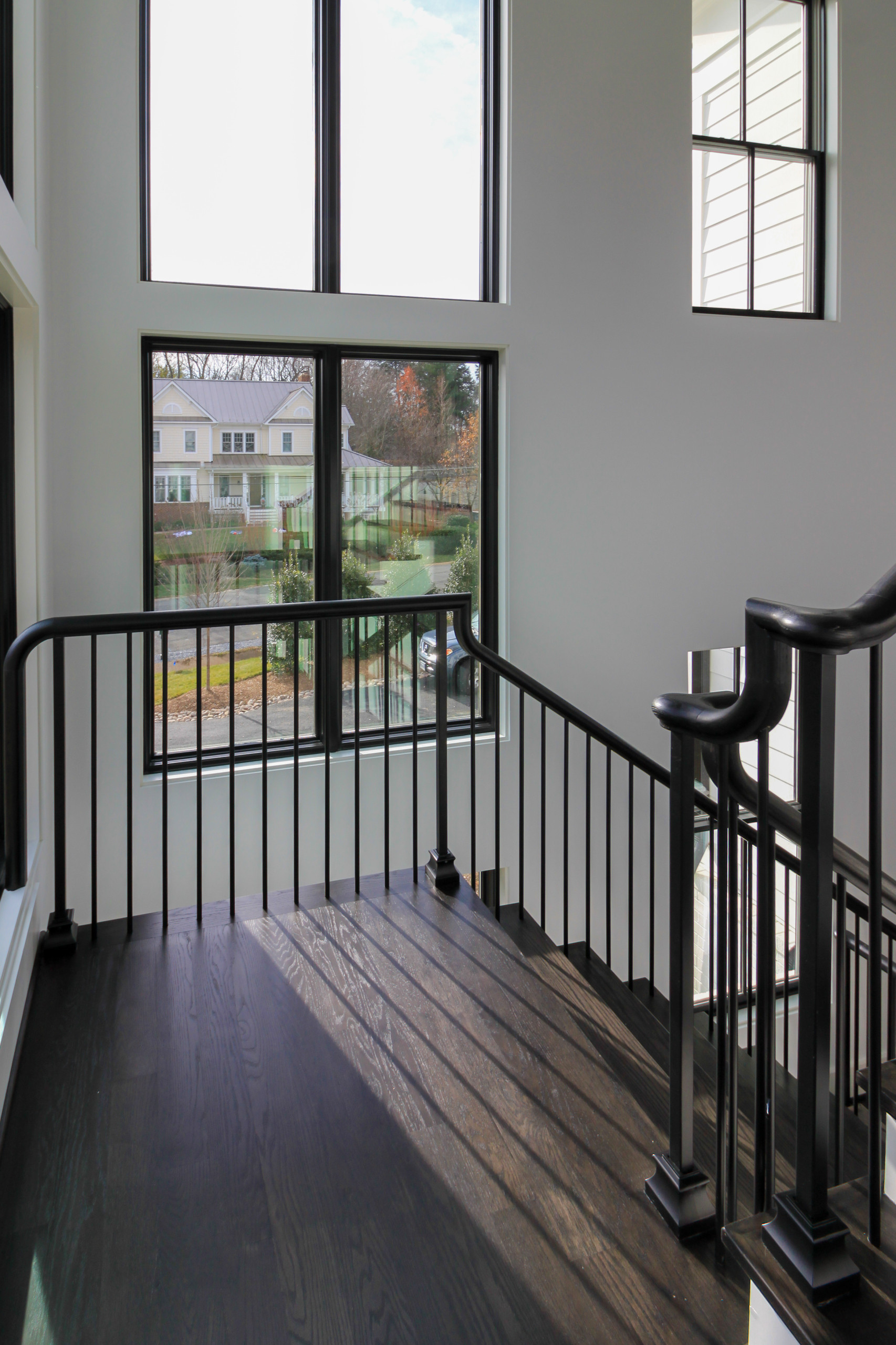 90_Classic Staircase with a Contemporary Twist, McLean VA 22101