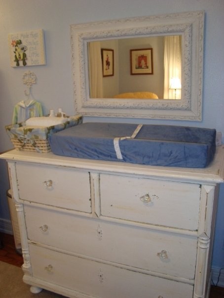 Antique white 2025 changing table