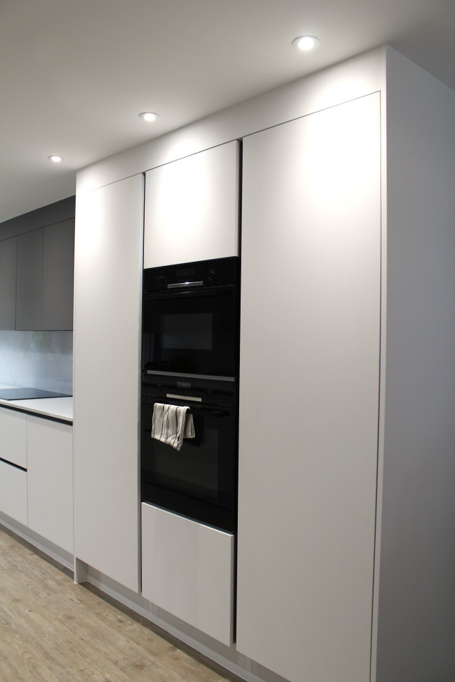 The Oadby Kitchen - Volpi True Handleless - RRP £60,300 - Luxe Price £51,200