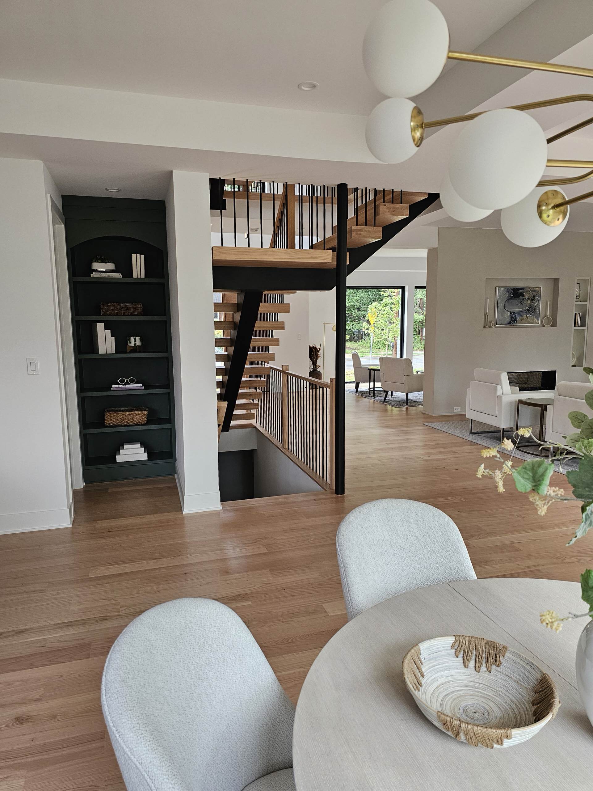 124_Contemporary Luxury White Oak and Steel Design, Vienna, VA 22180