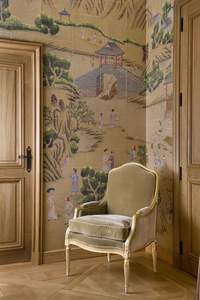 Handprinted Chinoiserie wallpaper in interior design - Transitional ...