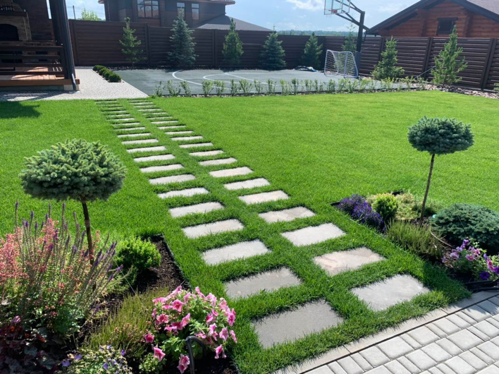 Ландшафтный дизайн участка в КП Сосновый бор