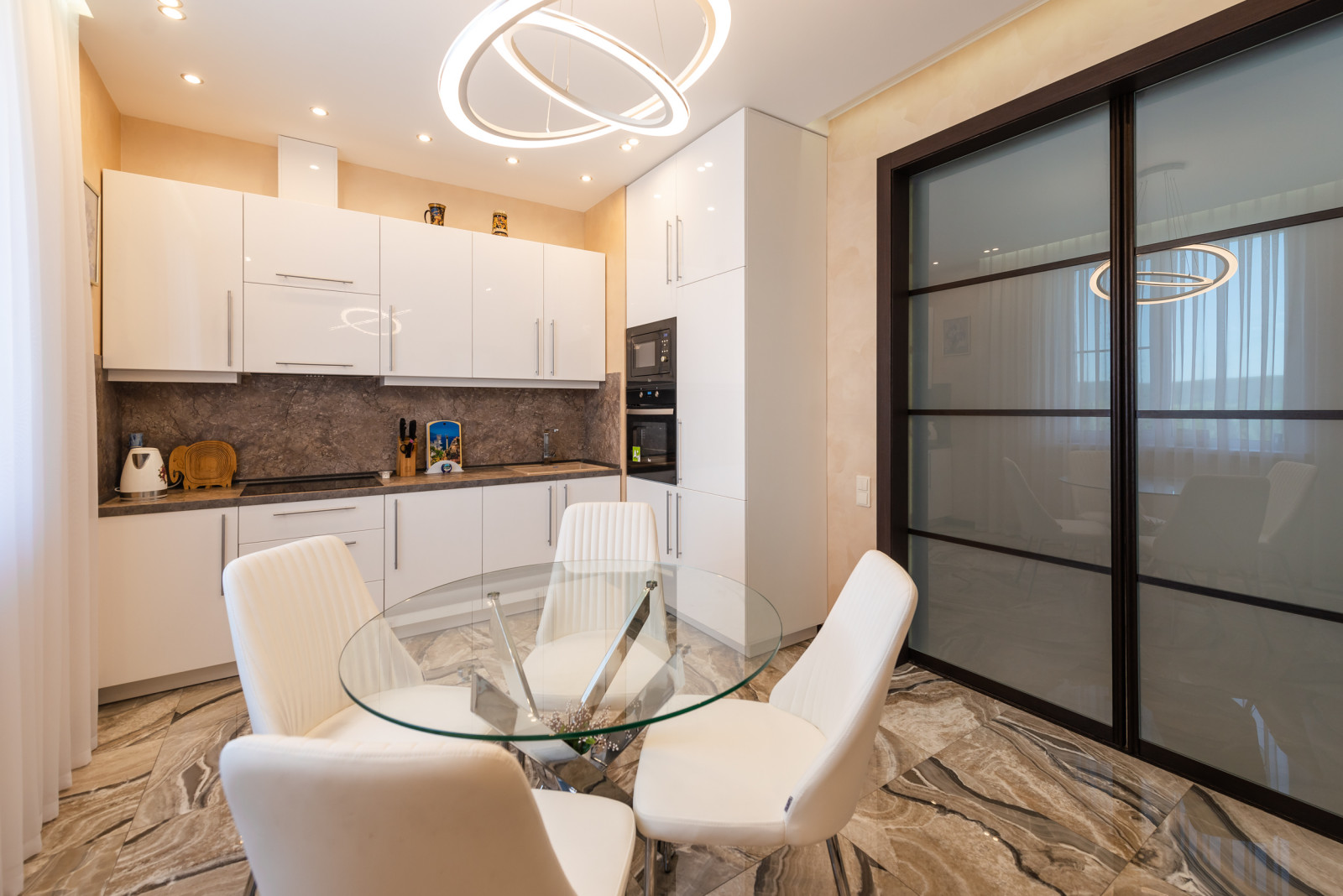 Реализованный интерьер ЖК "Каравелла"