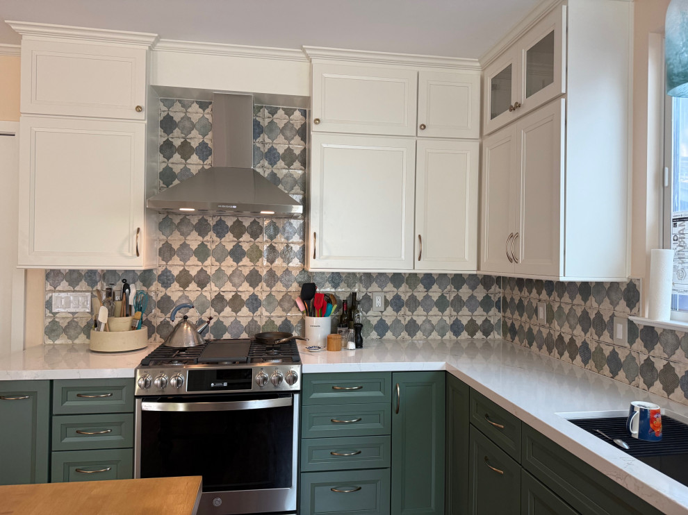 Wonderful Warm Updated Family Kitchen