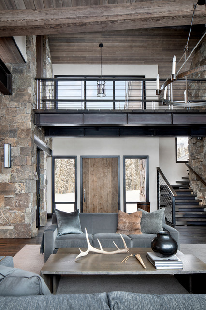 Entry rustic-entry