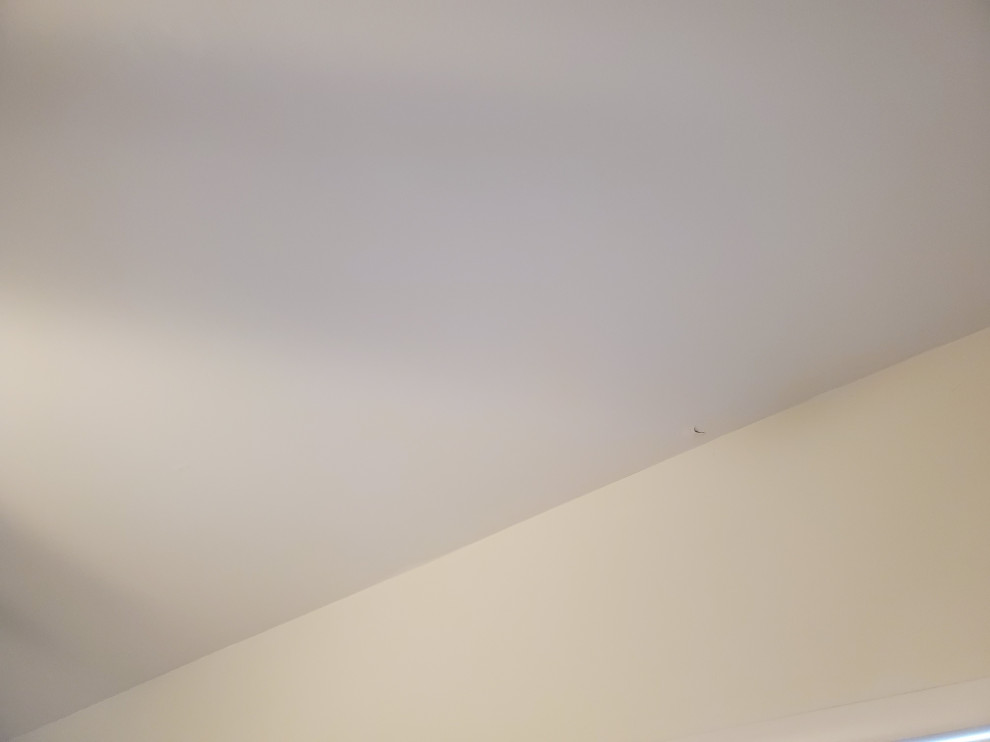 New house and this crack above window frame. Should I be worried : r/DIYUK