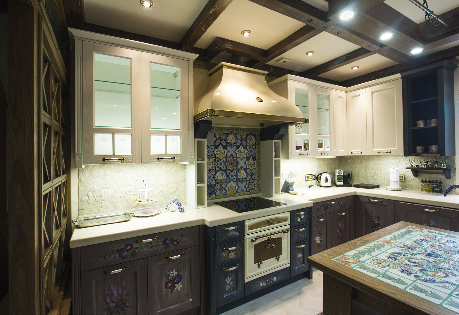 Интерьер деревянного дома. Стилизация.