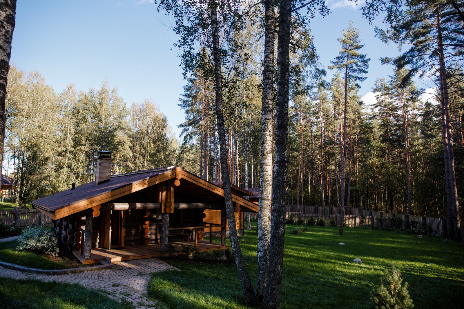 На окраине........