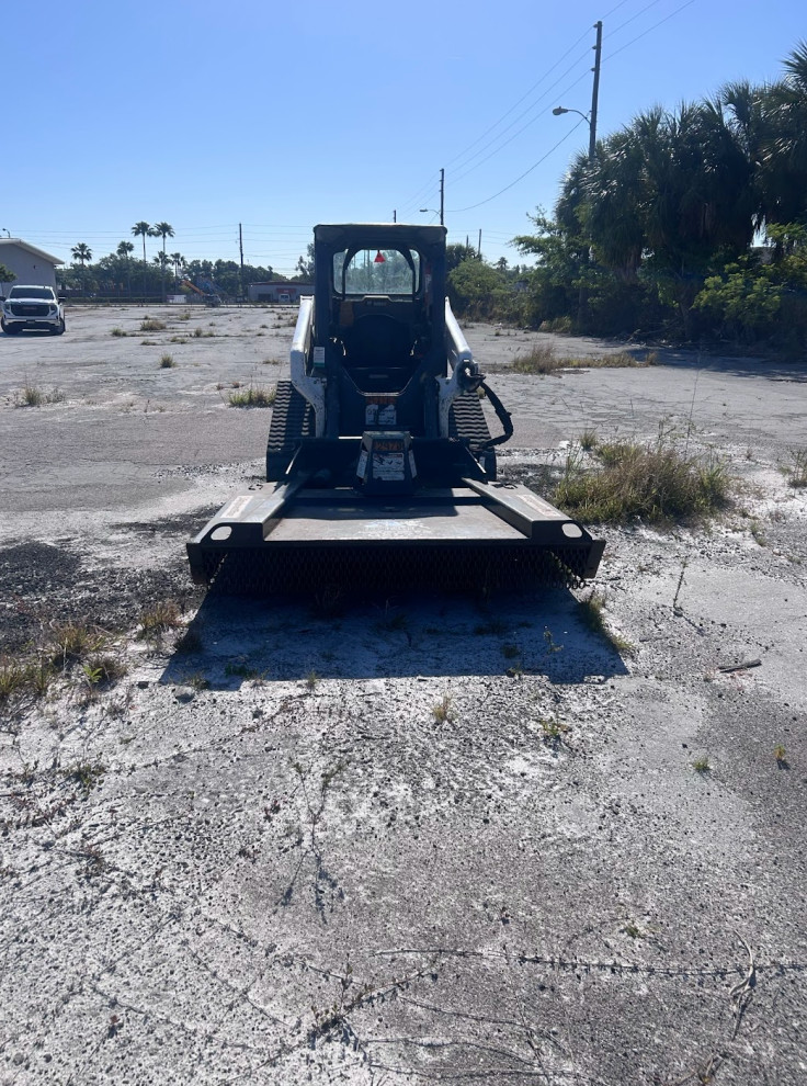 Commercial Landscape Clean- Up