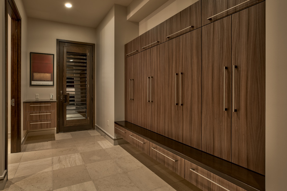 Photo of a contemporary laundry room in Omaha.