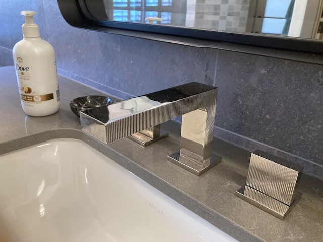 Modern Bathroom
