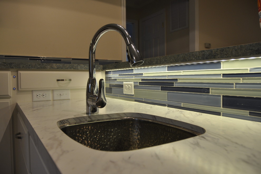 Home design - transitional home design idea