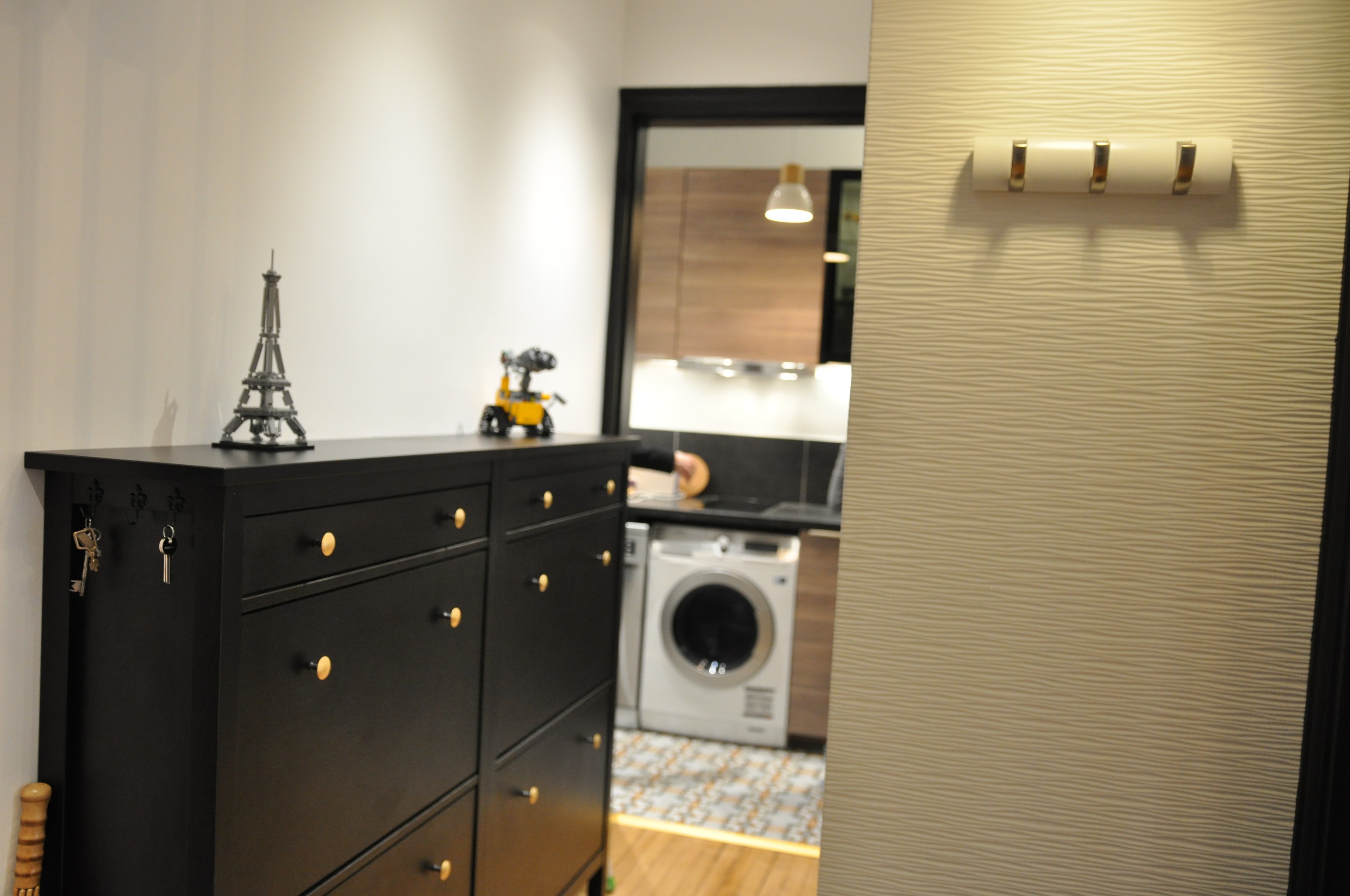 noir et blanc , doré.