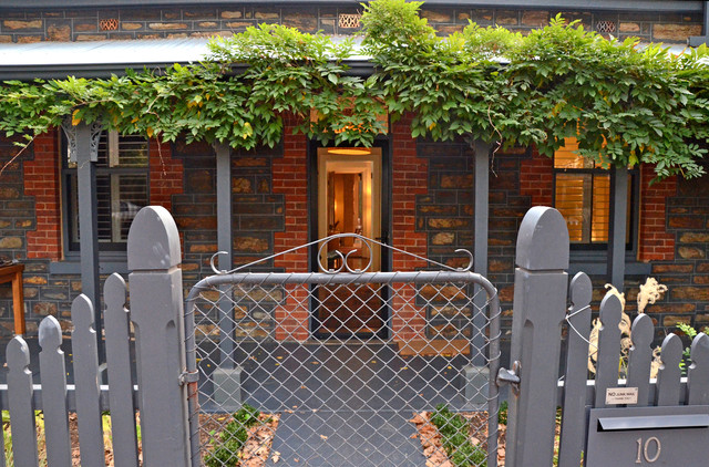 Heritage Bluestone frontage eklektisk-entre