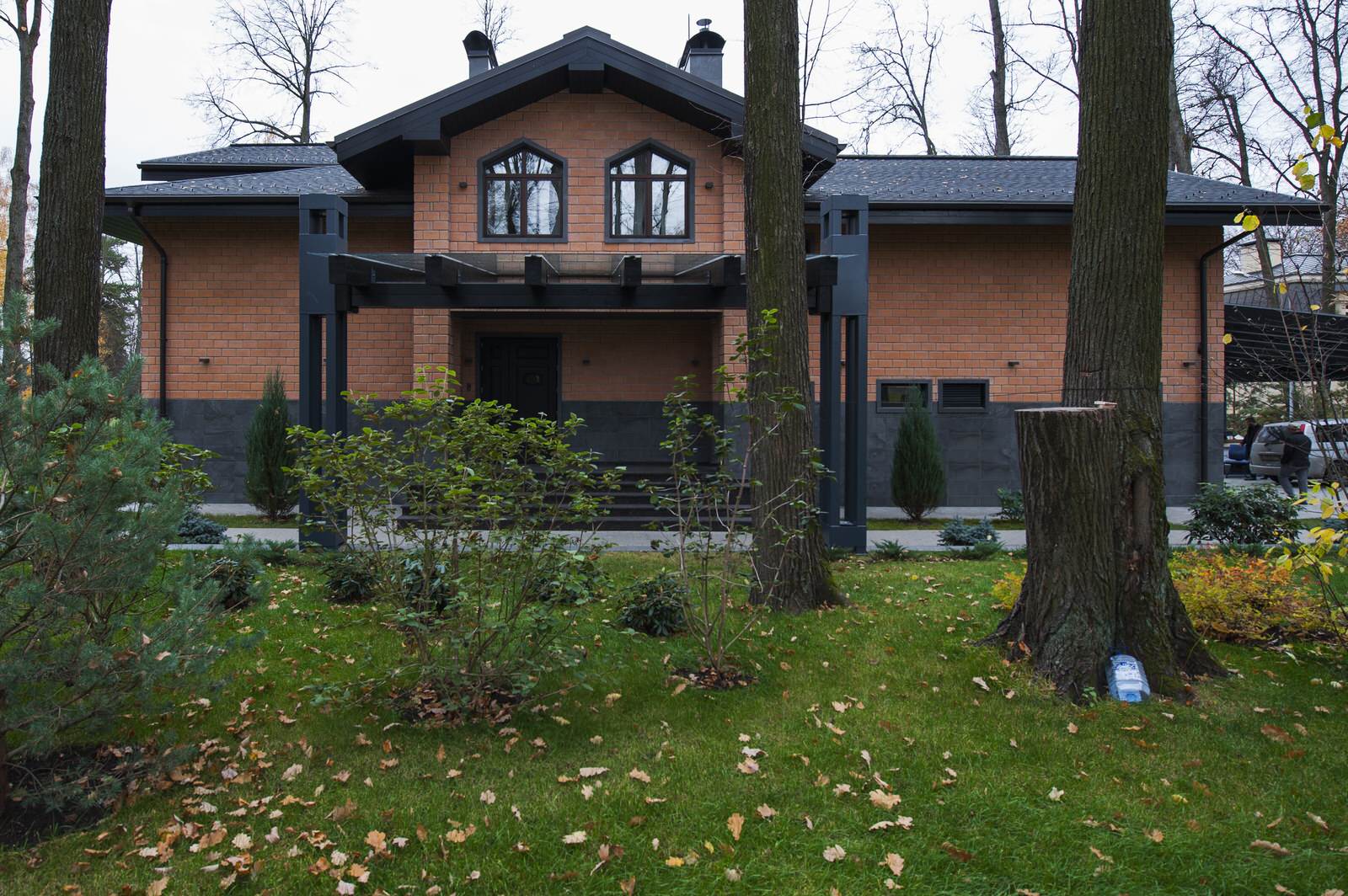 Частный жилой дом в коттеджном поселке Троицкий Парк, 2014 год