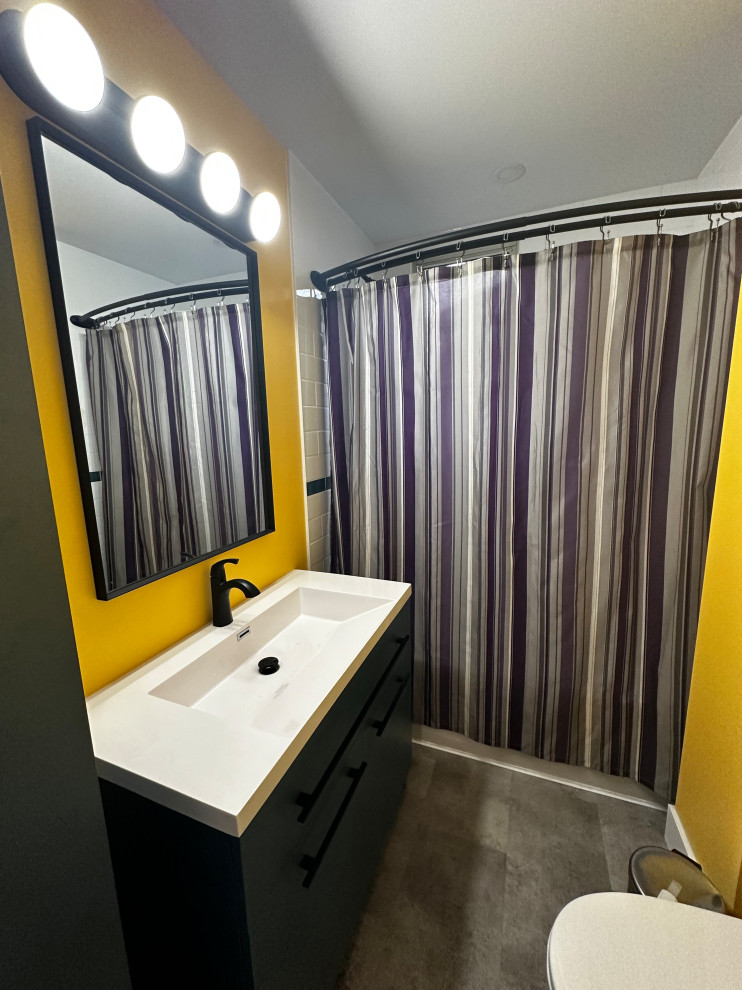 Smith Street - Bathroom