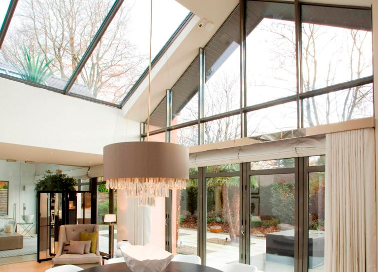 Inspiration for a contemporary sunroom in London.