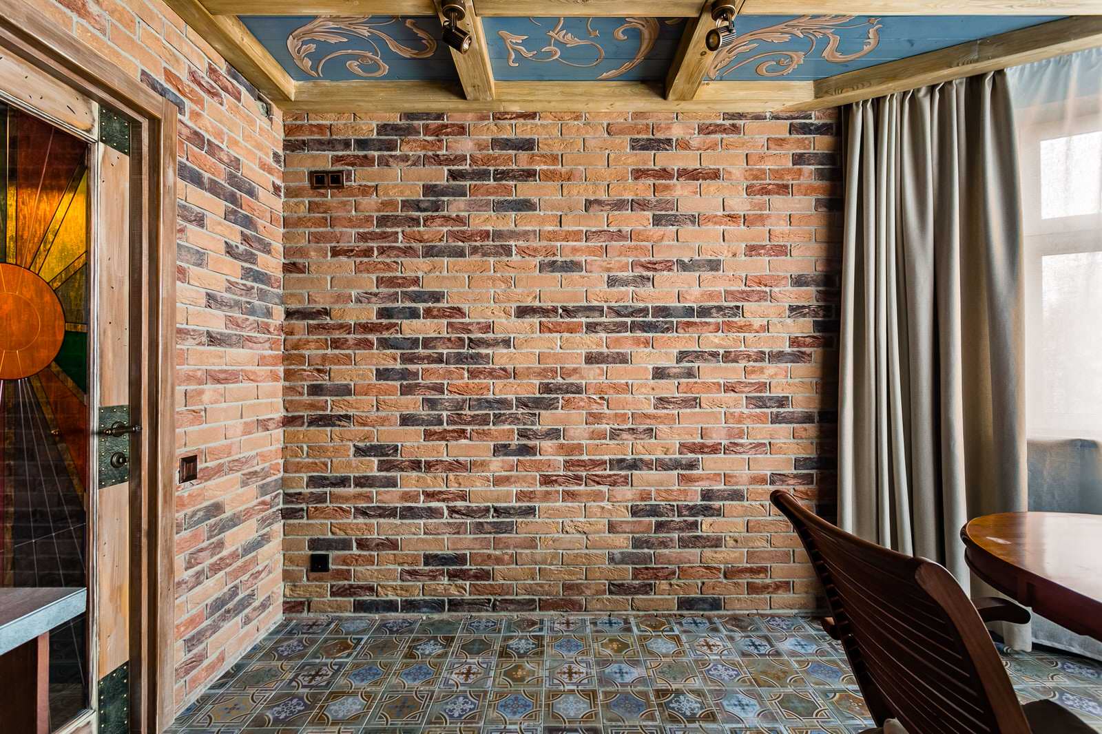 Первая остановка "Полярная станция"