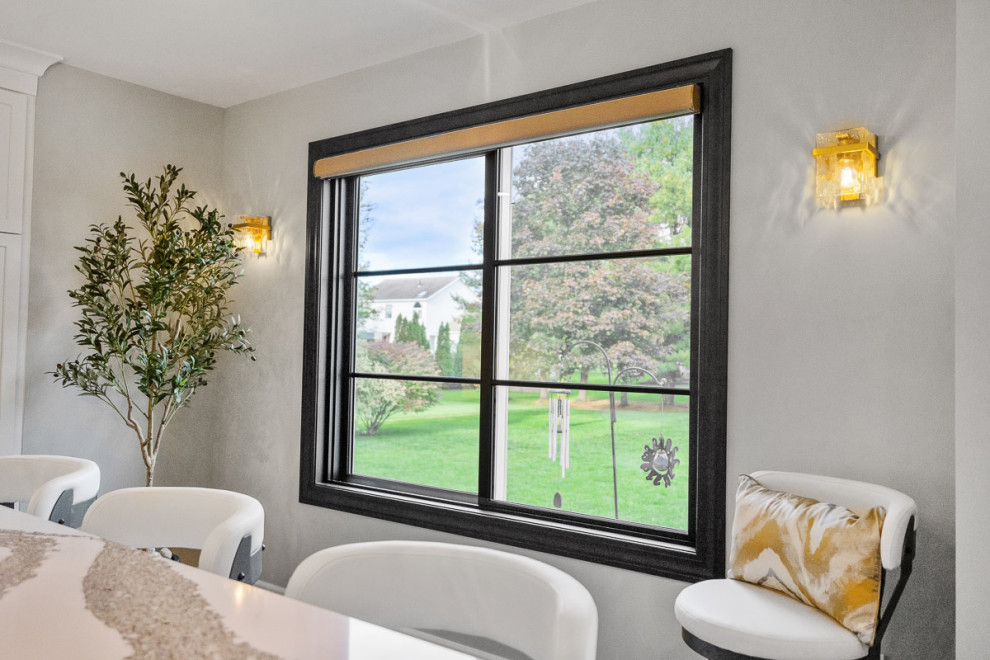 Inspiration for a transitional dining room remodel in Boston