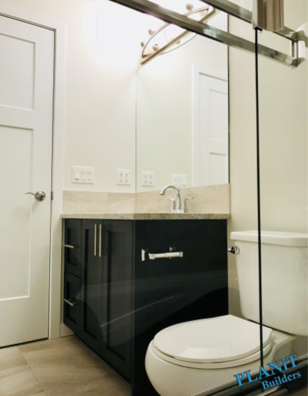 Home design - modern home design idea in Calgary