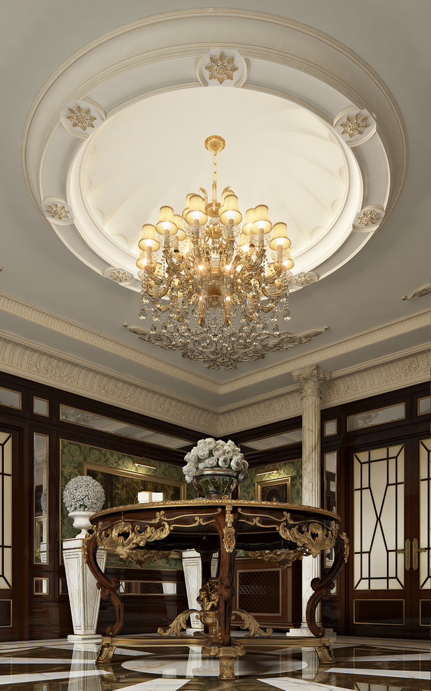 Холл в классическом стиле